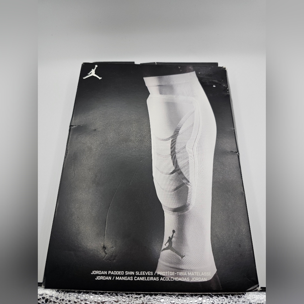 Jordan Basketball Padded Shin Sleeves Size L/XL